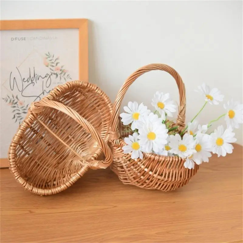 E8BD Traditional Wicker Basket Offering Durability And For Everyday Use In Shopping And Outdoor Activities