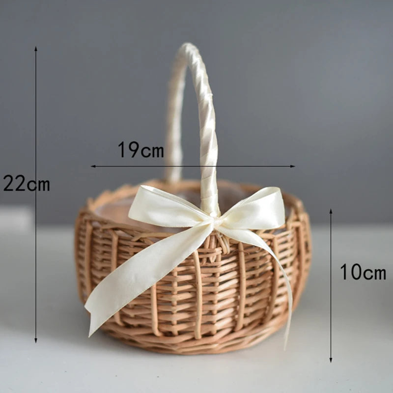 Hand-woven Wedding Flower Basket With Handle Wicker Sundries Basket Wedding Flower Girls Basket for Home Picnic Storage Basket